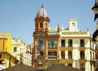 donde alojarse en Sevilla mejores zonas, barrios y hoteles