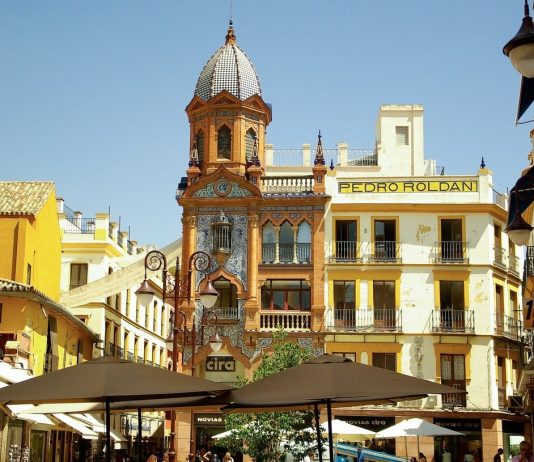 donde alojarse en Sevilla mejores zonas, barrios y hoteles